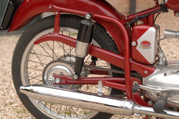 mondial-175-tv-13E5C50170-1CE0-AB13-0386-3539DC9C4DCF.jpg