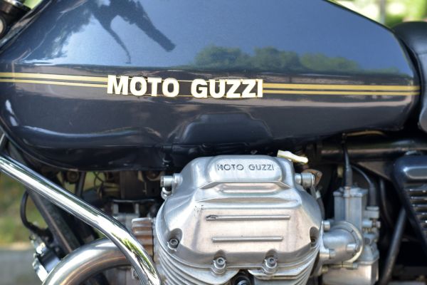 moto-guzzi-850-t3-634CB4D27-E0E0-4385-4EE9-3B0F01E081E4.jpg