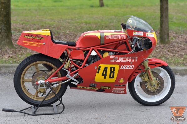 ducati-tt2-570759EC2-1108-32D8-2D33-CF845321F195.jpg