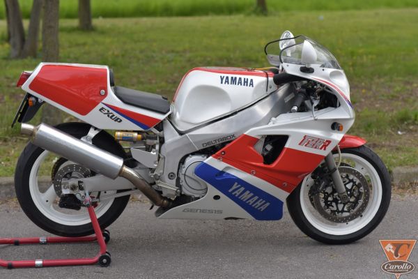 yamaha-fzr-750-r-ow01-15E28A72F-0B2D-BEA6-000B-672C679B76F0.jpg