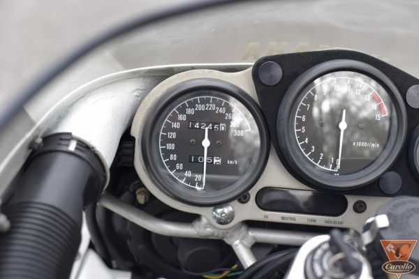 yamaha-fzr-750-r-ow01-9C2FB95AC-D610-21F4-7F89-8E46D3EA4DEF.jpg