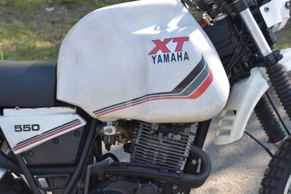 yamaha-xt-550-dakar-1149493845-B308-4EC6-886C-2F781161232A.jpg