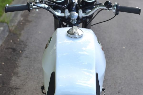 laverda-750-f-80D20A786-F671-F67D-78E2-9F967306ACFF.jpg