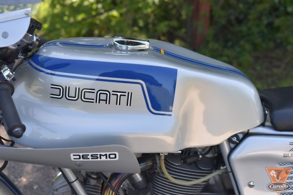 ducati-750-ss-1975-114B3F8CE2-F4F6-D010-7036-A8BE5BD5FC40.jpg