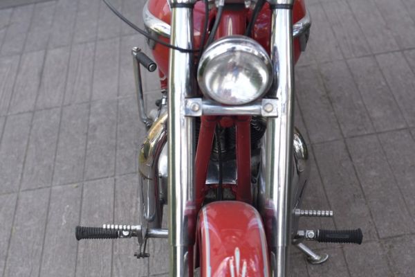 triumph-tiger-13C2442280-933D-8511-C804-5EE32CD71D7D.jpg