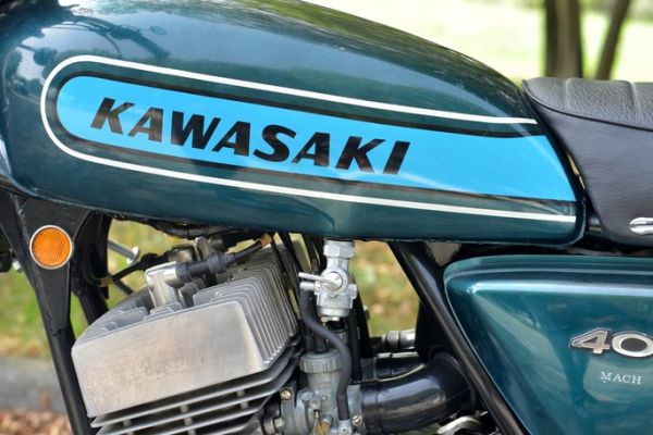 kawasaki-400-s3-13A7FC01E3-AE60-2749-EB83-FCC09465590A.jpg