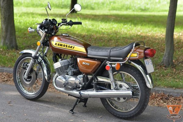 kawasaki-h1-suisio-4E711E6E0-E010-4400-64EB-98130DCDBB20.jpg