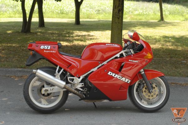 ducati-851-mario-1267C4DDB4-485A-51F9-F286-A8B903B05CBA.jpg
