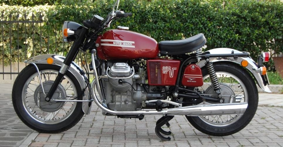 Moto Guzzi V7 850 GT