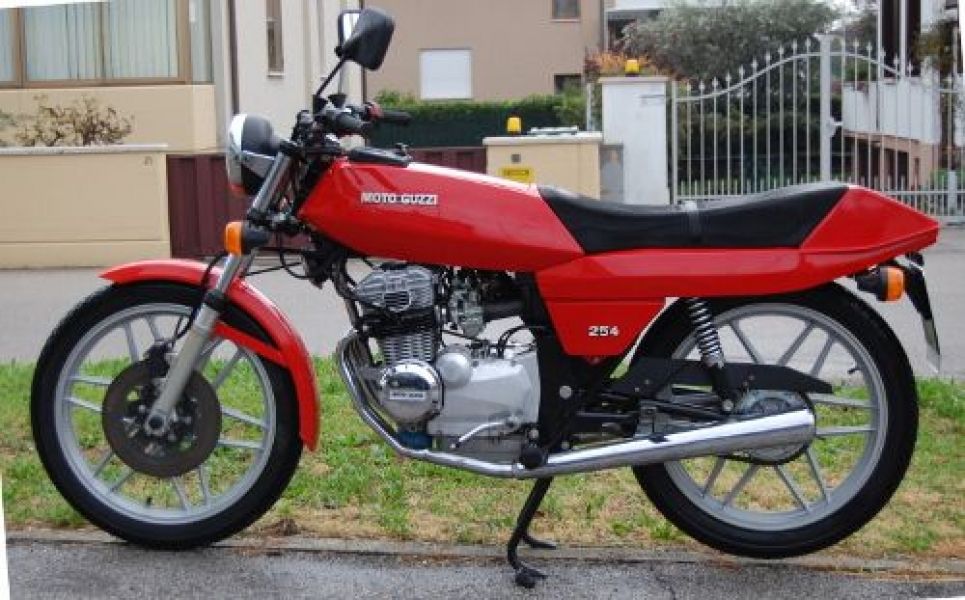 Moto Guzzi 254