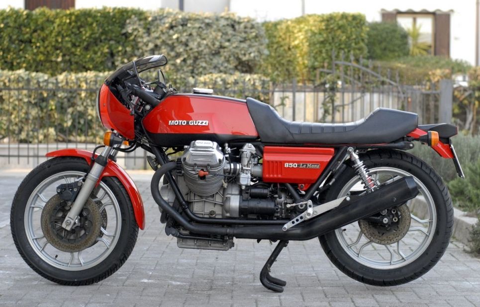 Moto Guzzi Le Mans 1